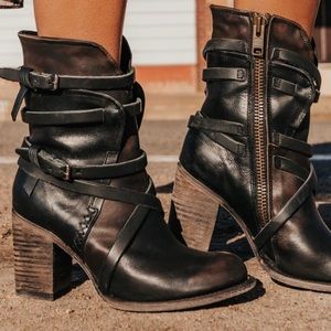 Freebird Boots - Baker (BRAND NEW IN BOX)